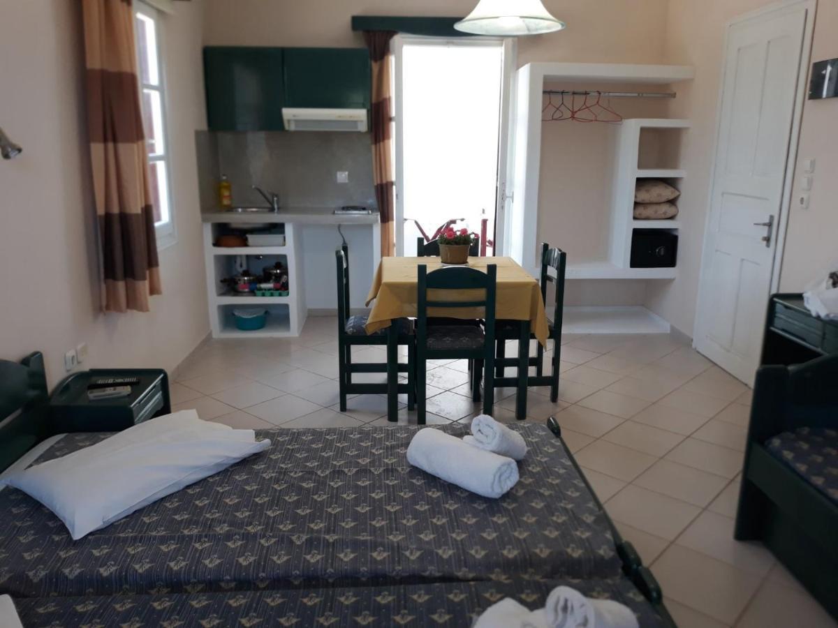 Joanna'S Rooms On The Beach Pláka エクステリア 写真